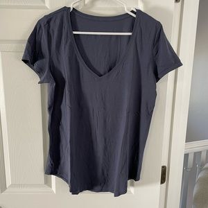 Lululemon love v-neck tee, navy, size 8